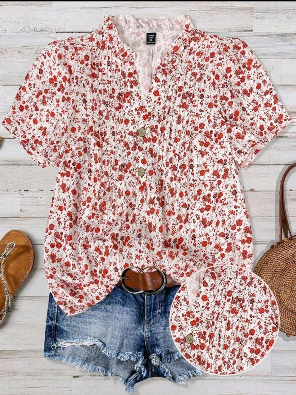 SALE ** BRAND NEW ** Women’s Red Floral Button Front Blouse